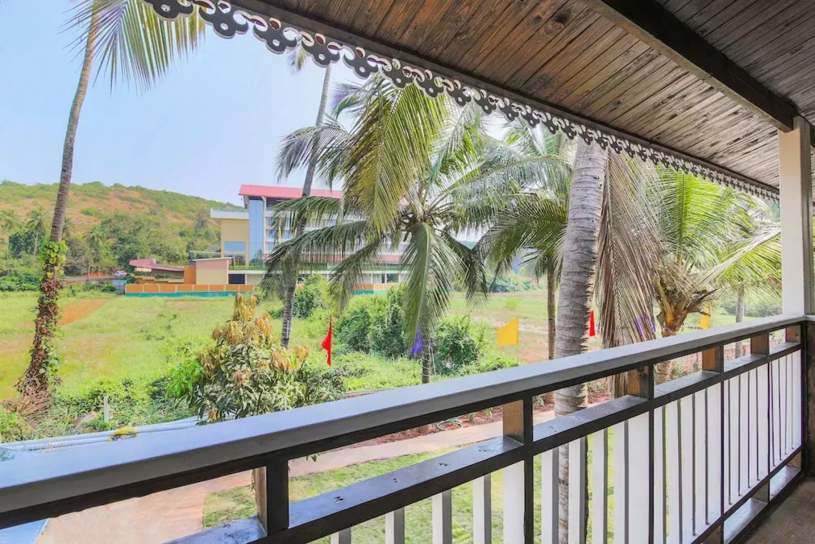 OYO 24001 Home Exotic Cottages Arambol