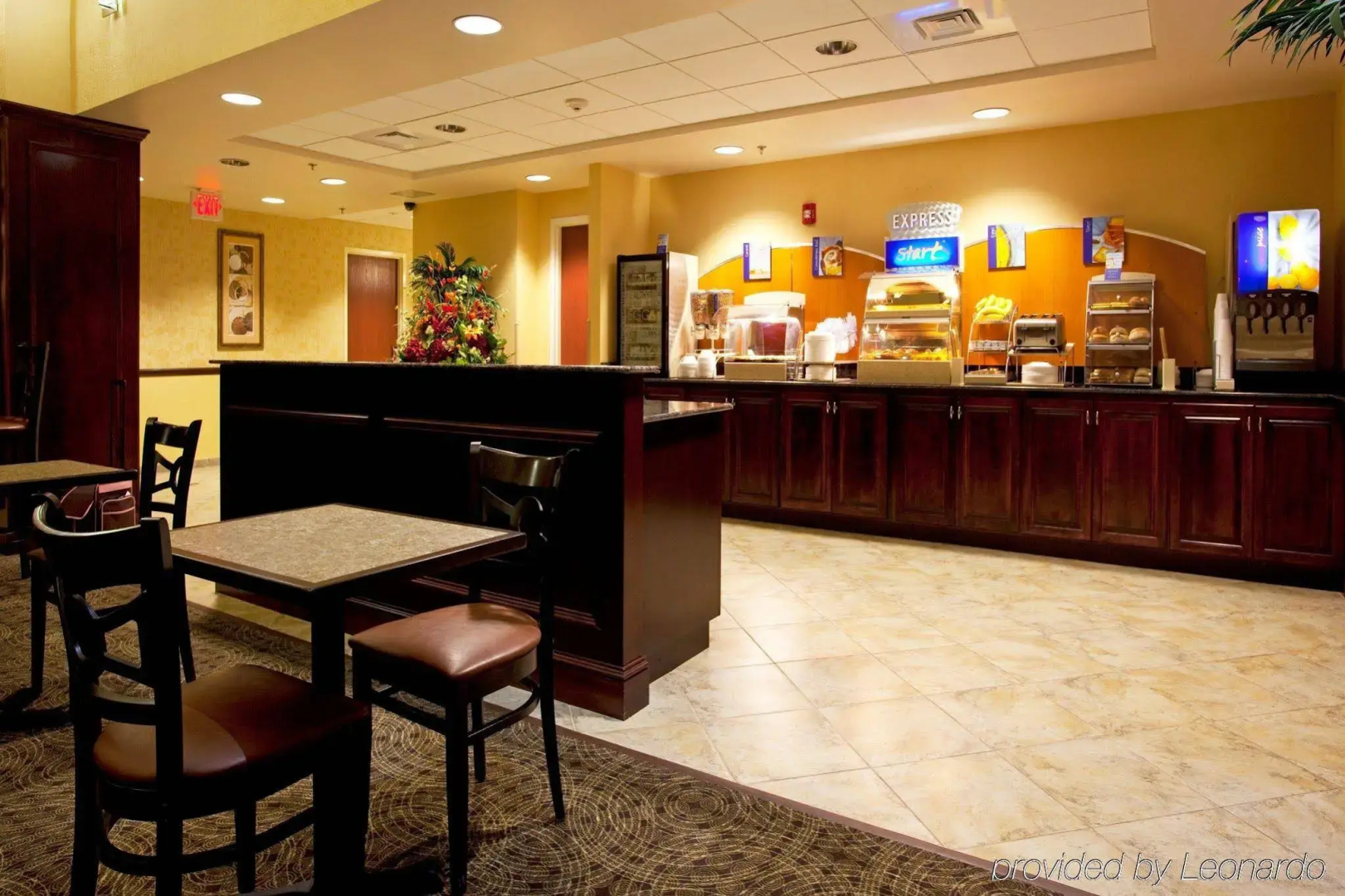 Holiday Inn Express & Suites Chaffee-Jacksonville West by IHG