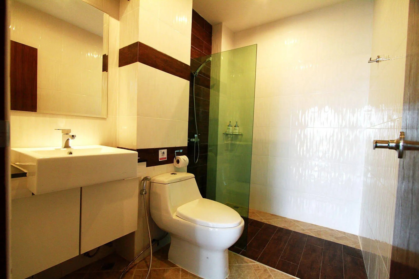 The Contrast i Hotel