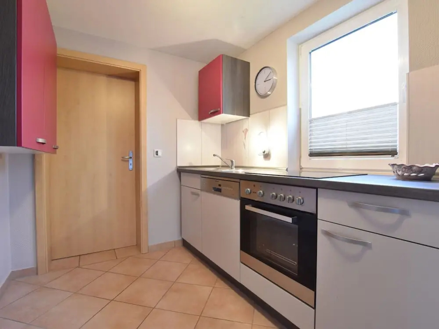 Cozy Holiday Home in Hohenkirchen near Baltic Sea