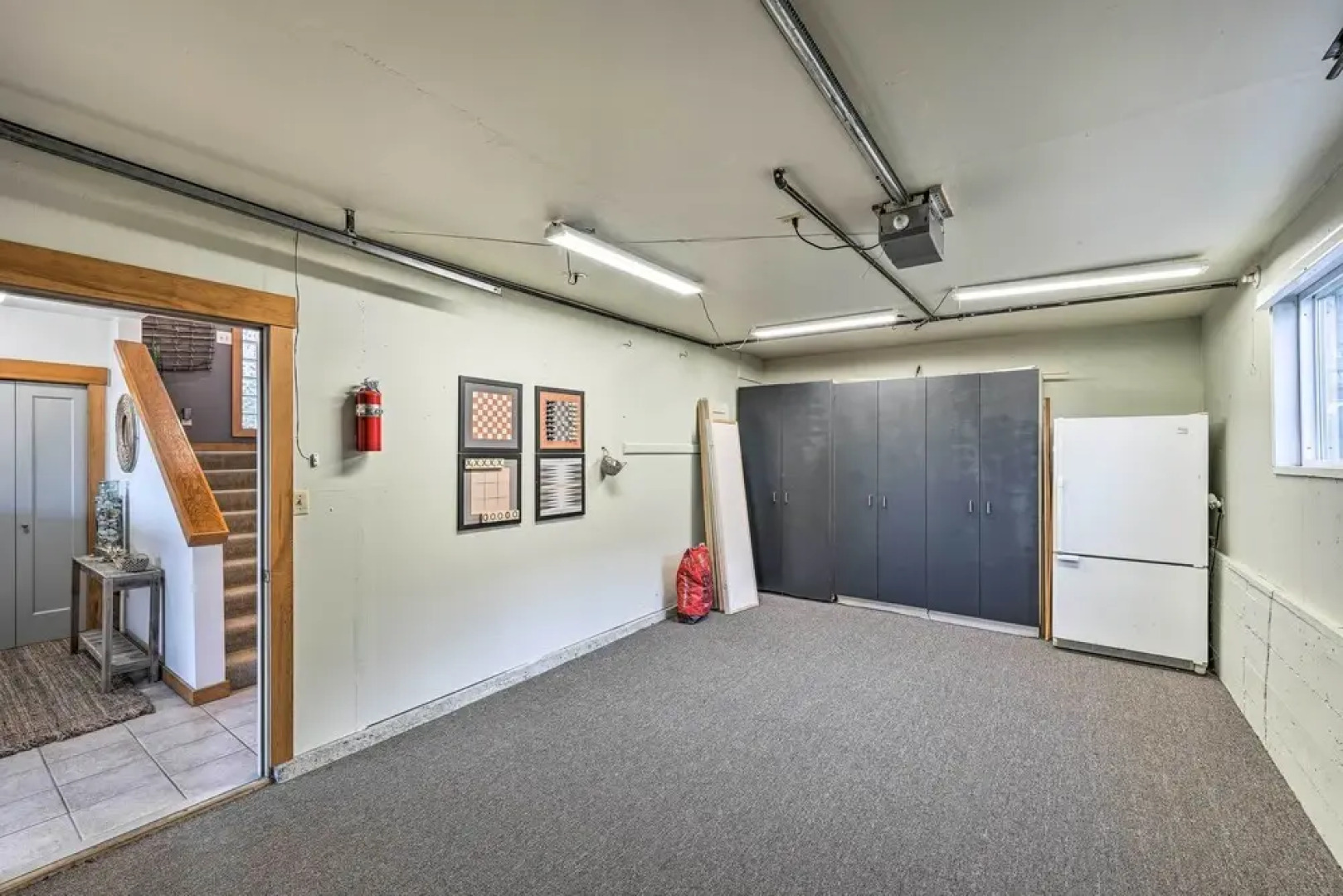 Mckees Beach House w/ Ocean Views, Hot Tub!