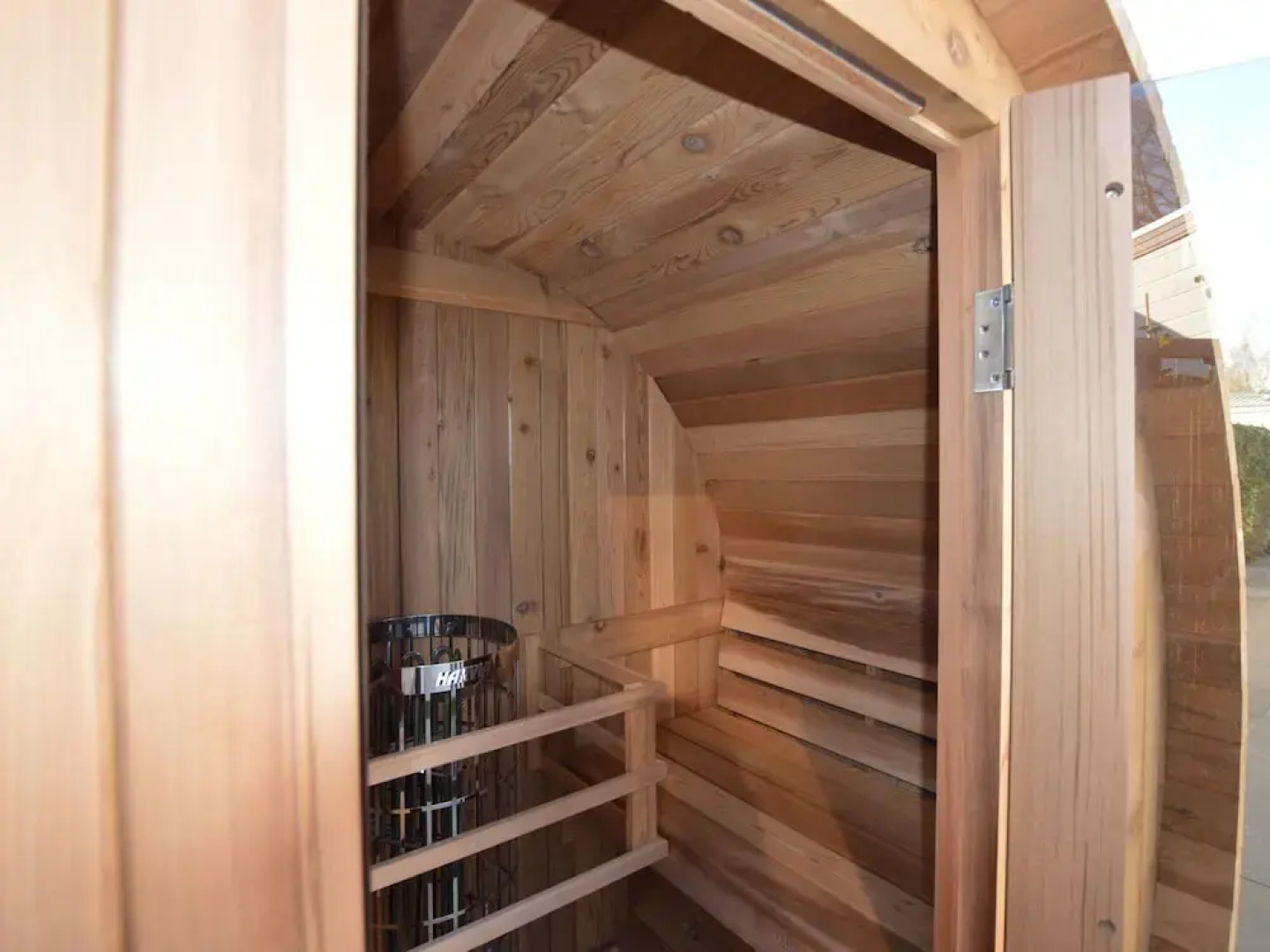 Lovely Holiday Home in Kaatsheuvel With Bubble Bath