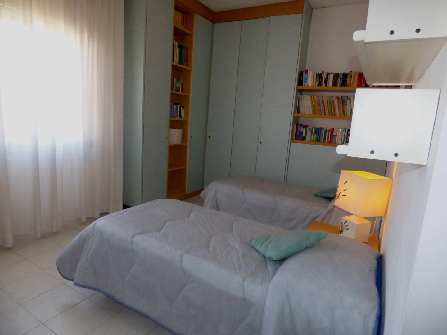 Villa Milano Laghi - Il Giardino Fiorito B&B