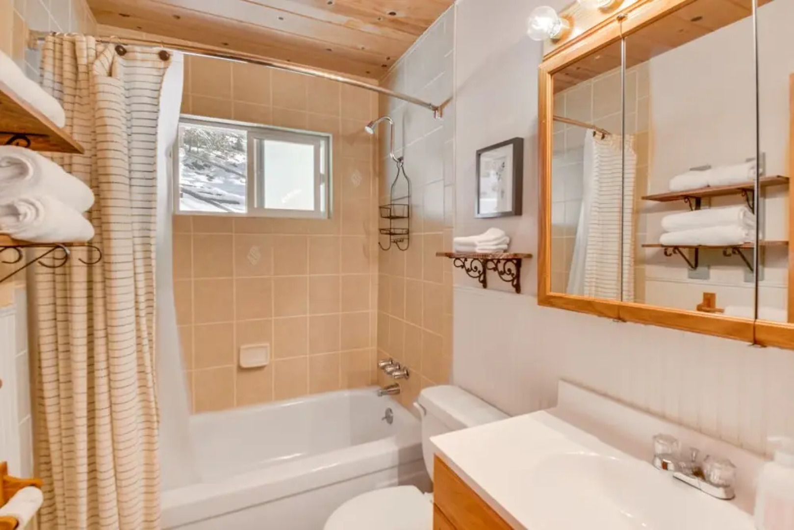 Fire Pit & Lake Access: Dreamy California Cabin!