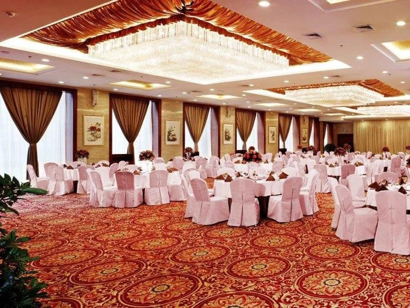 Petroleum Business Hotel