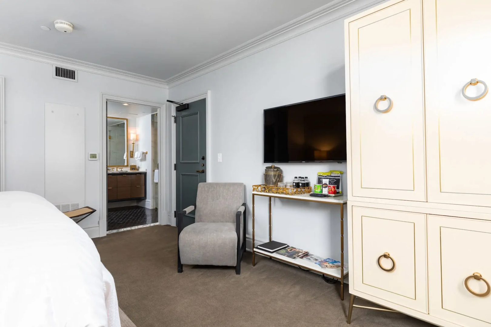 John Hand Club Hotel