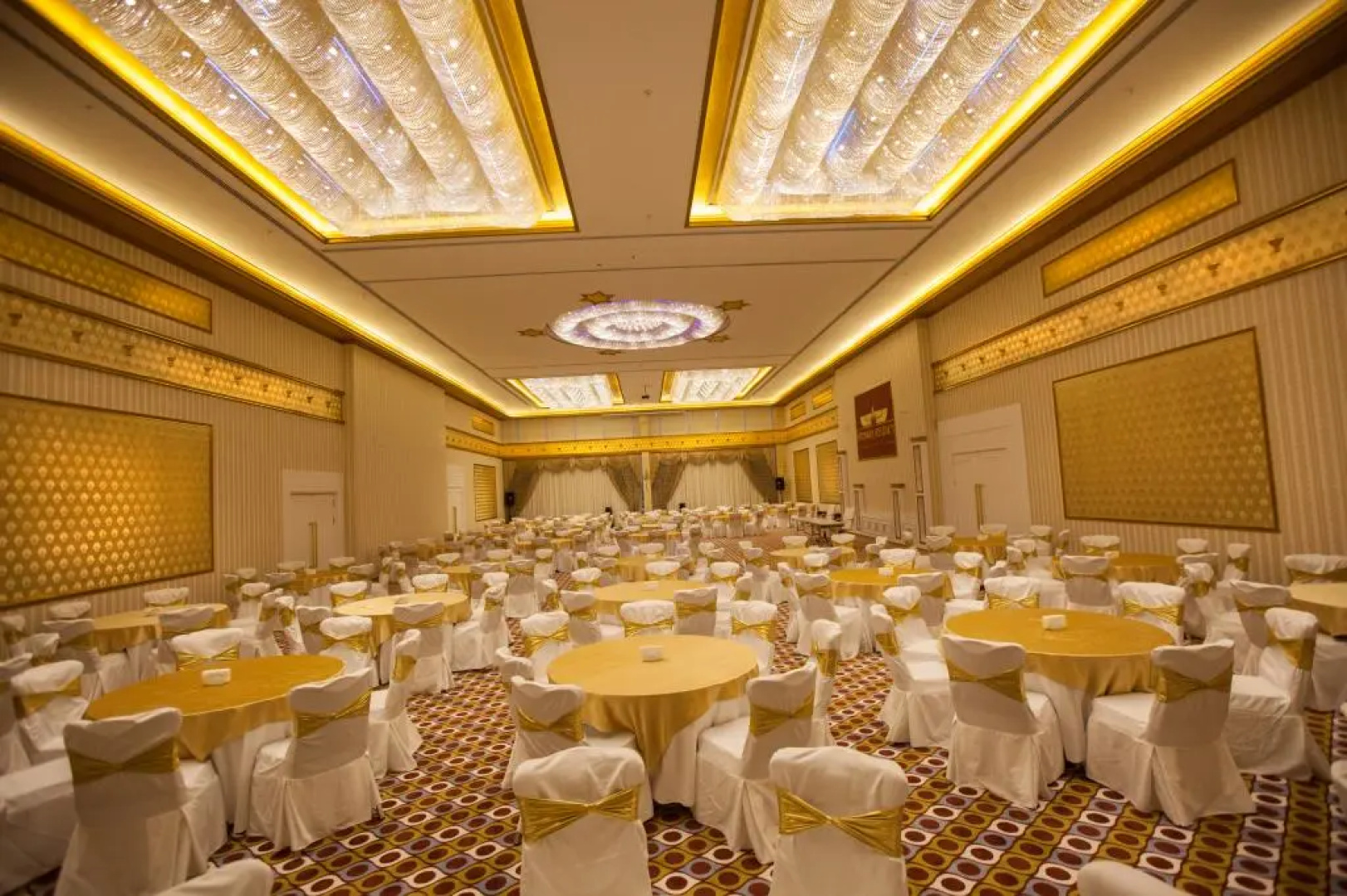 Mitannia Regency Hotel