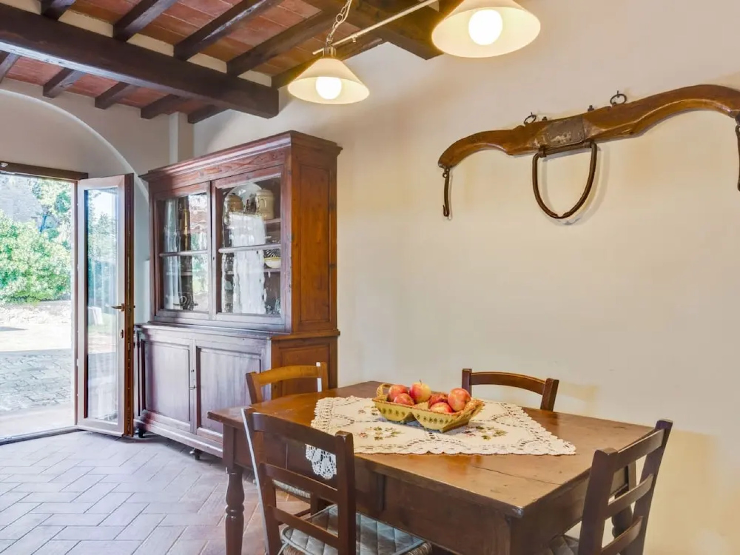 Farmhouse in Tuscany With Pool & Vineyard View