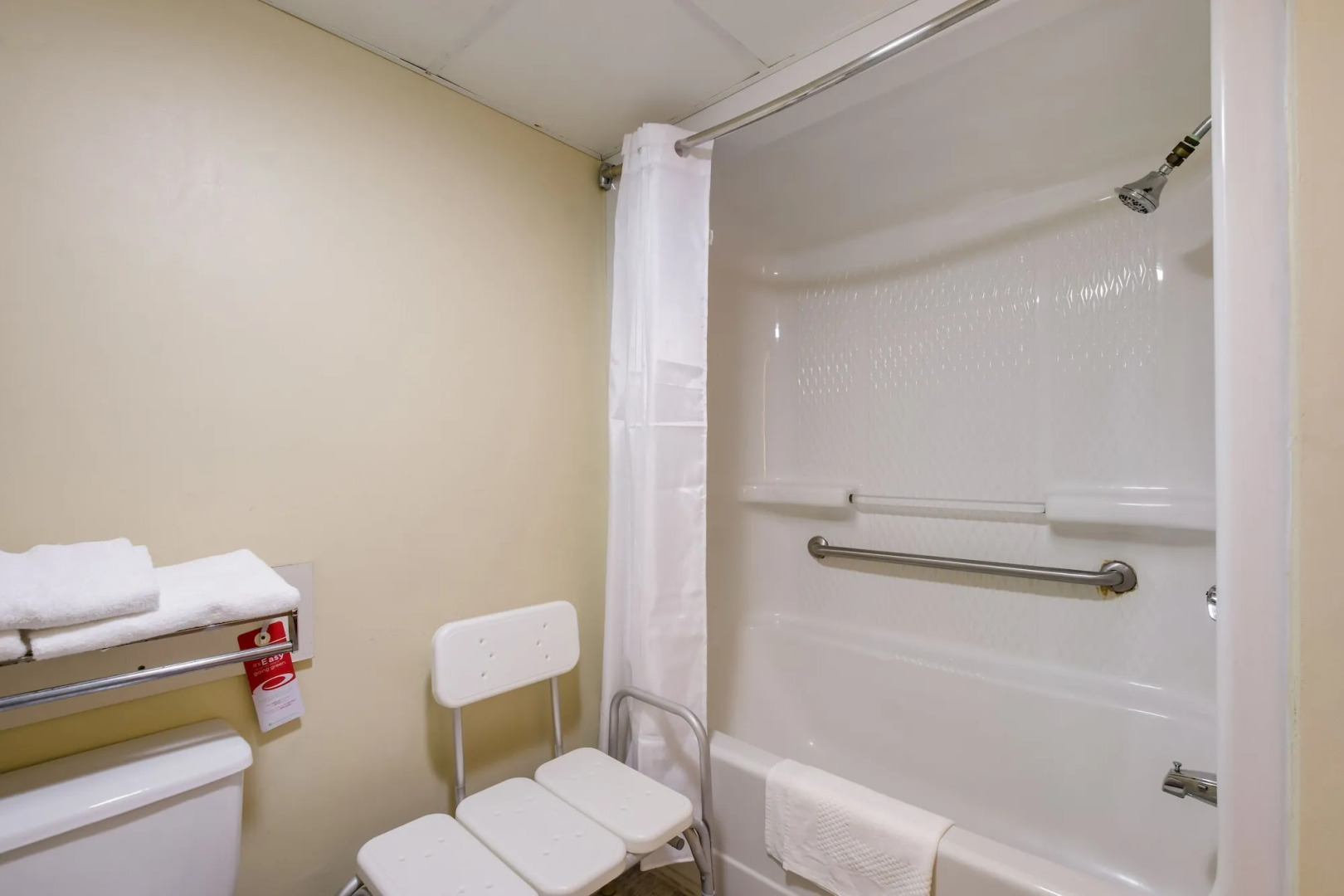 Econo Lodge Inn & Suites Knoxville East