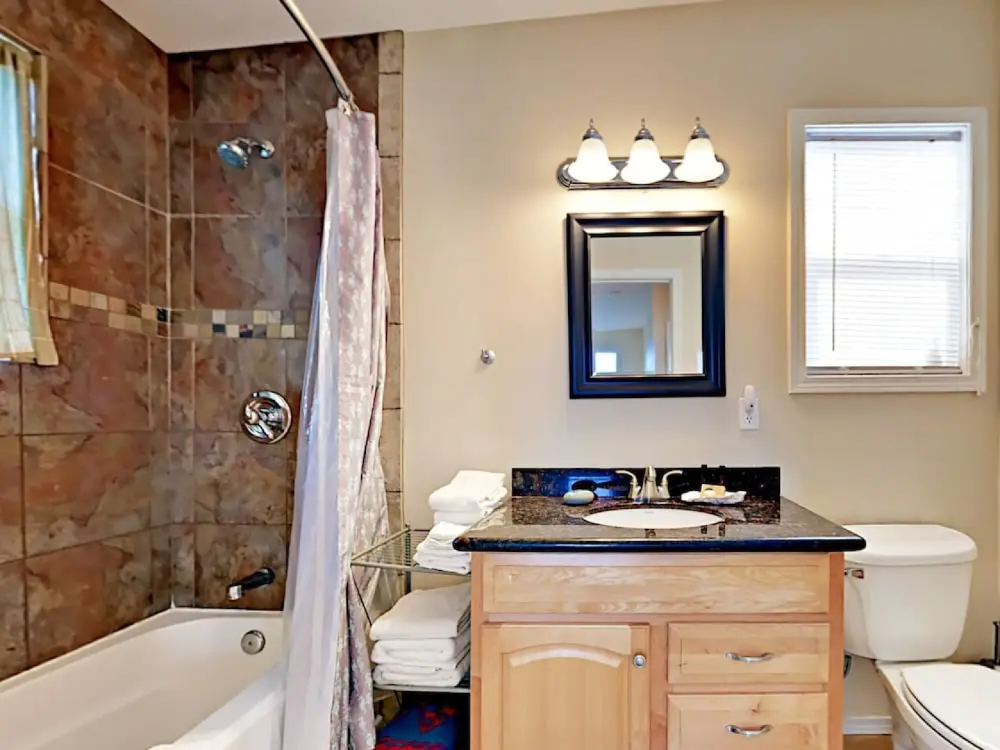 5770 Austin Ave Home