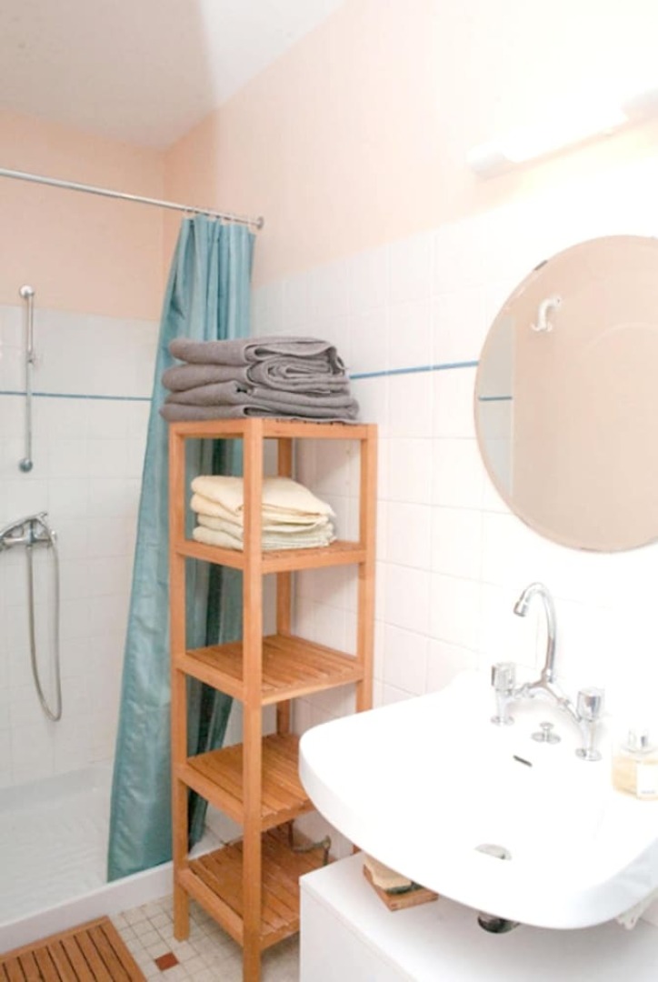 House With 3 Bedrooms in Cordes-sur-ciel, With Wonderful City View, Enclosed Garden and Wifi