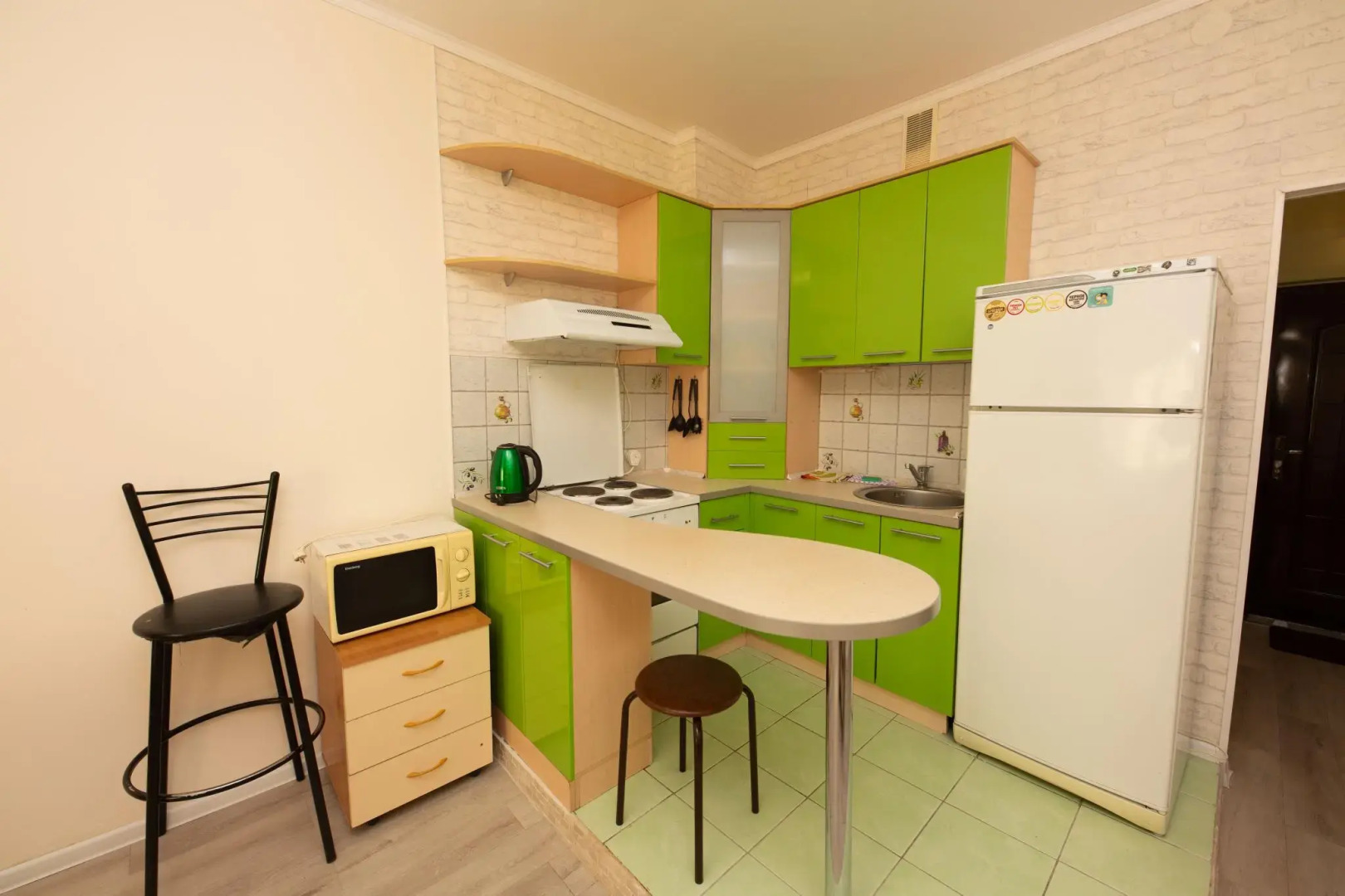 Апартаменты Наш дом на улице 50 лет ВЛКСМ 19