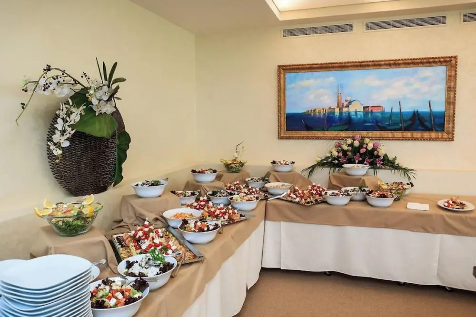 Carmen International Hotel