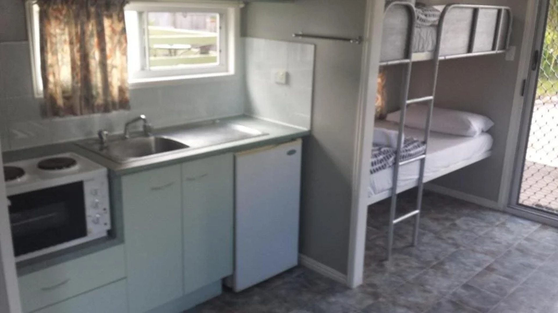 Bushchooks Travellers Village