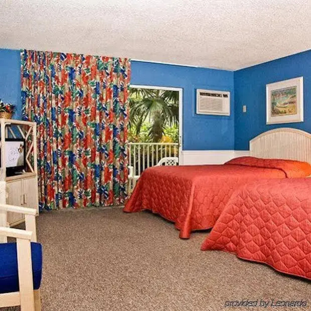 Waterside Inn on the Beach