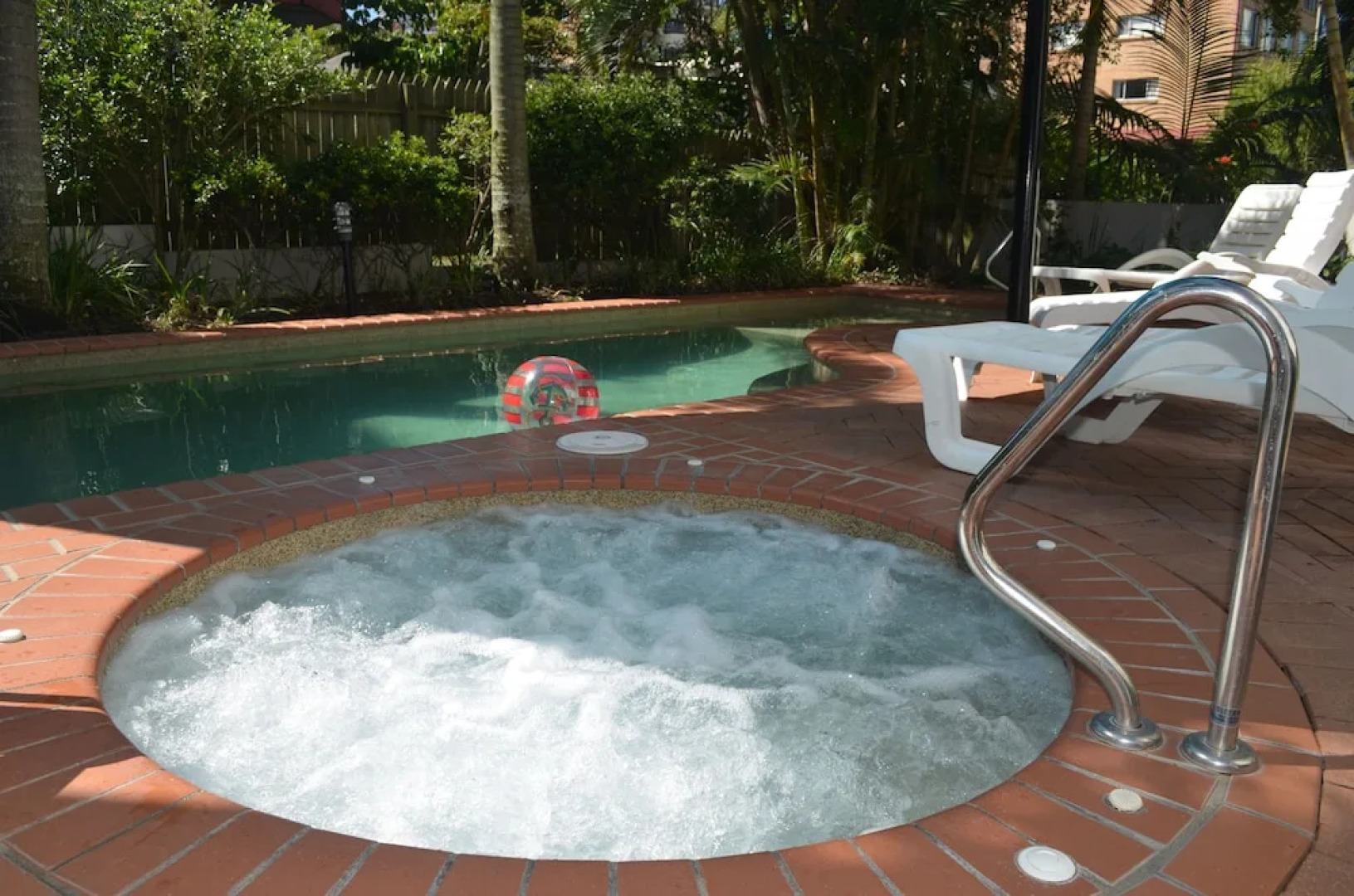 Kingsrow Holiday Apartments