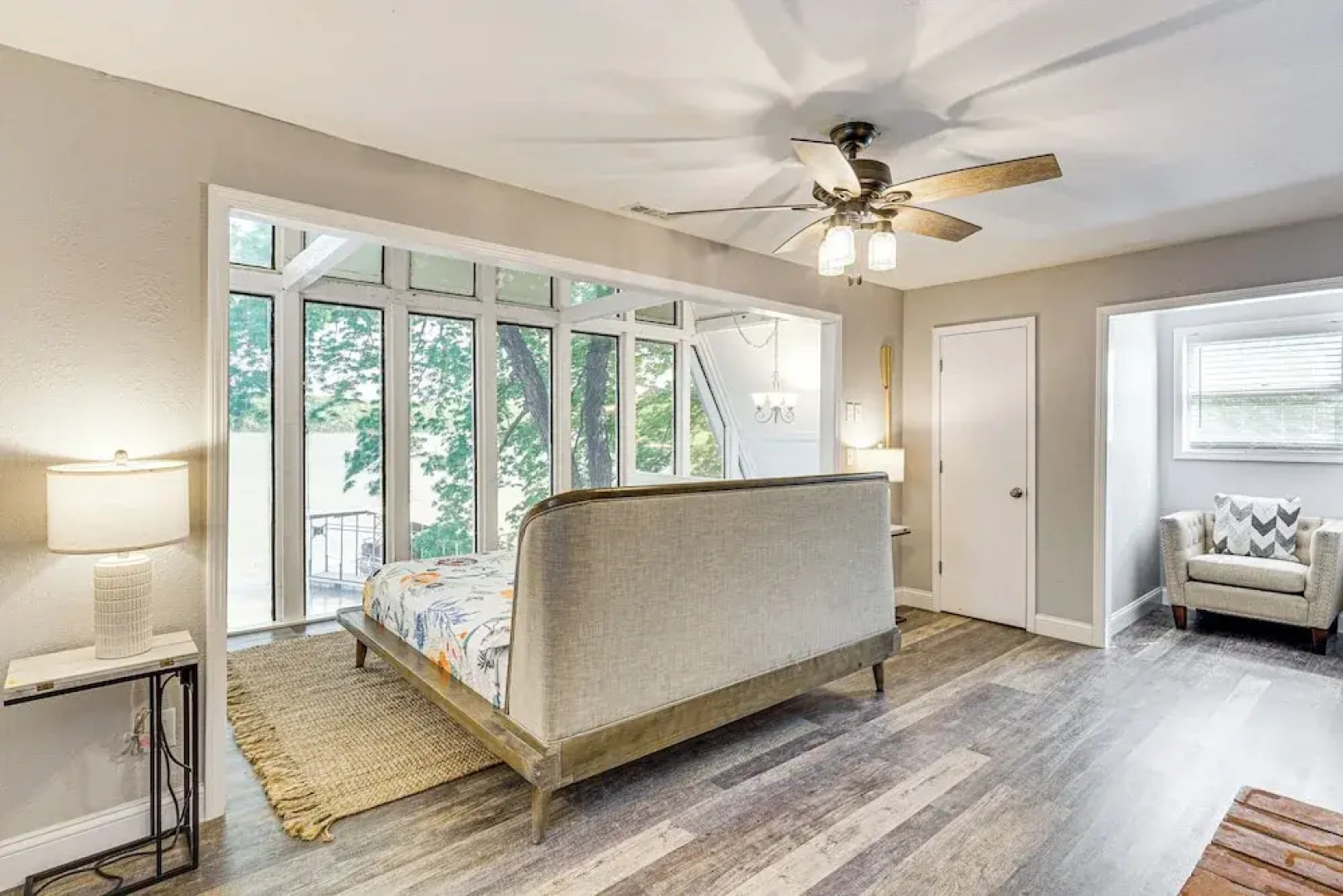 Waterfront Yard, Dock + Game Room: Linn Creek Home