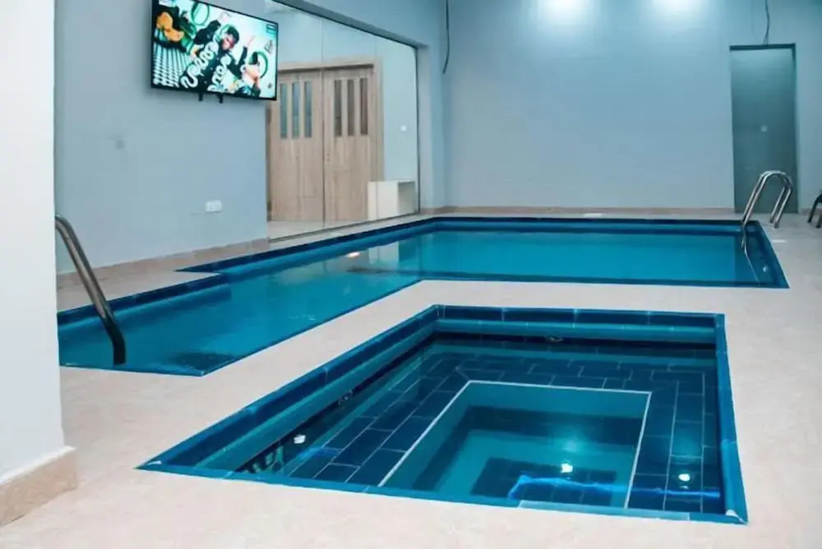 Trendy Hotel and Suites