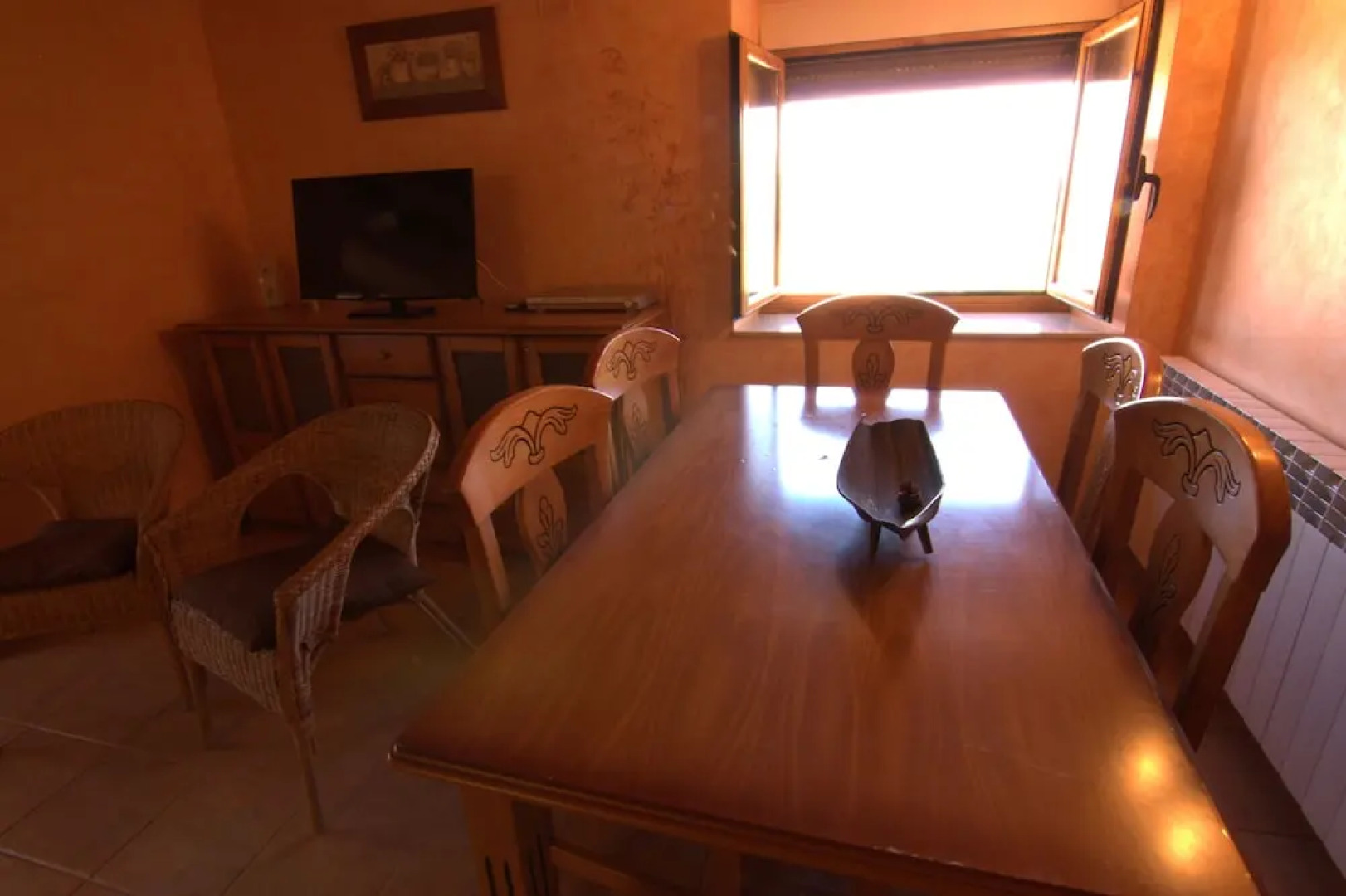 La Higuera Y El Nogal