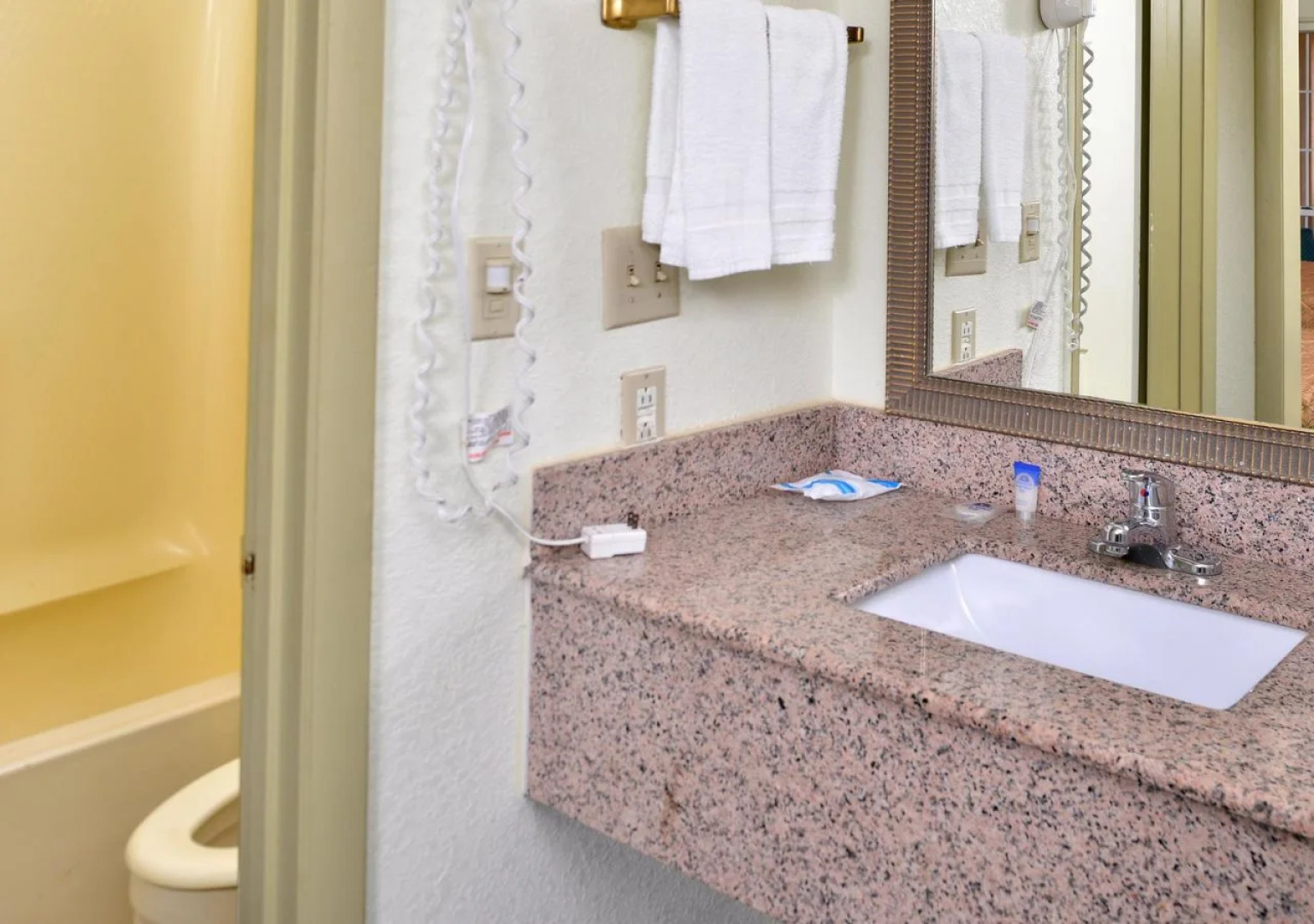 Americas Best Value Inn Anderson, SC