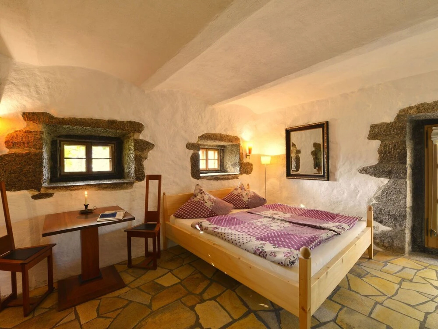 Traditional Apartment in Altreichenau near Forest