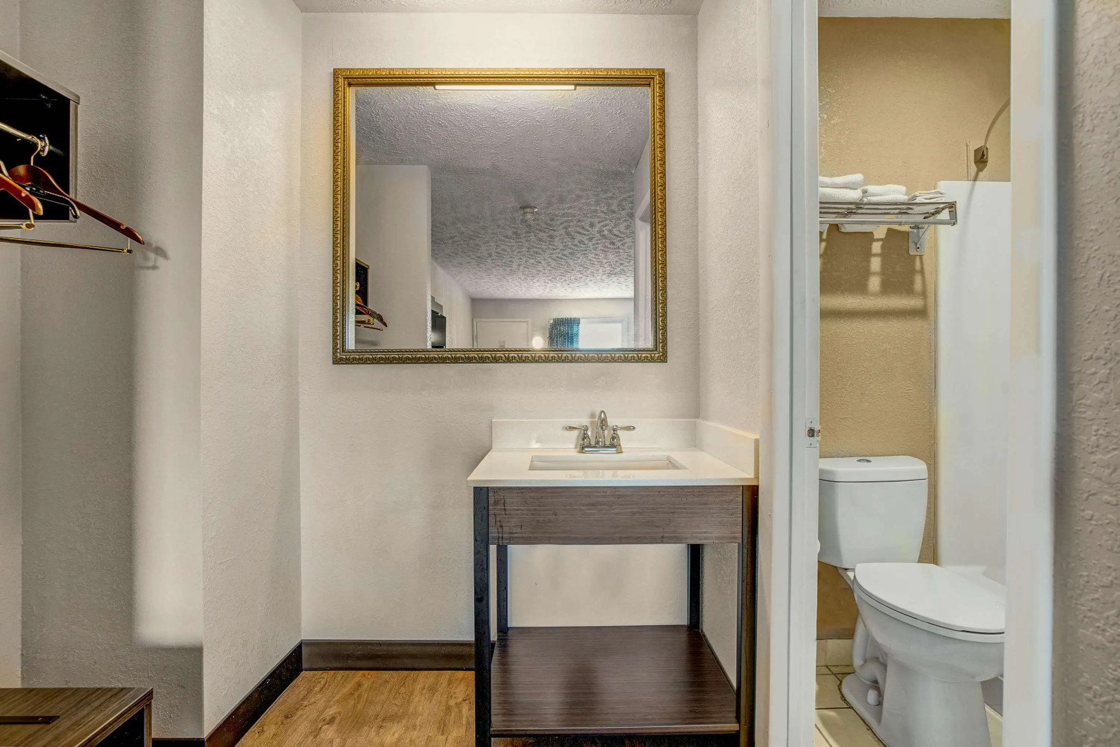 Motel 6 Hillsville, VA