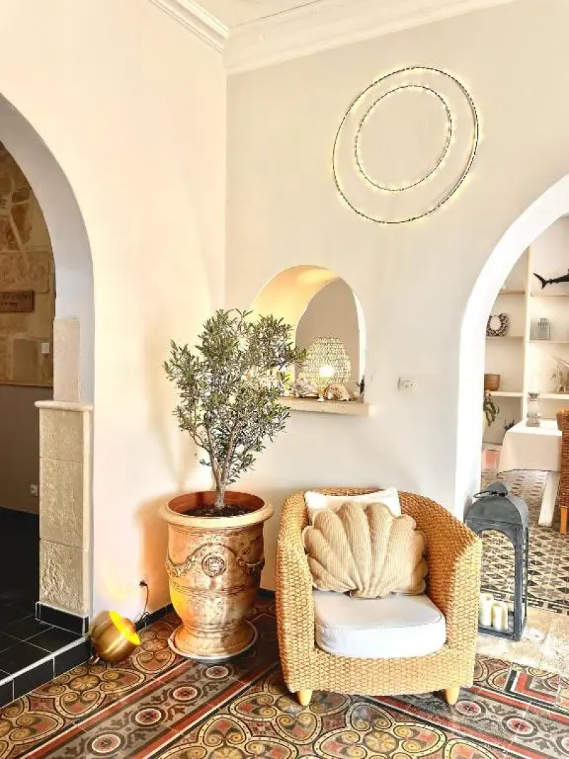 La Maison du Trident en Camargue Piscine et Jacuzzi