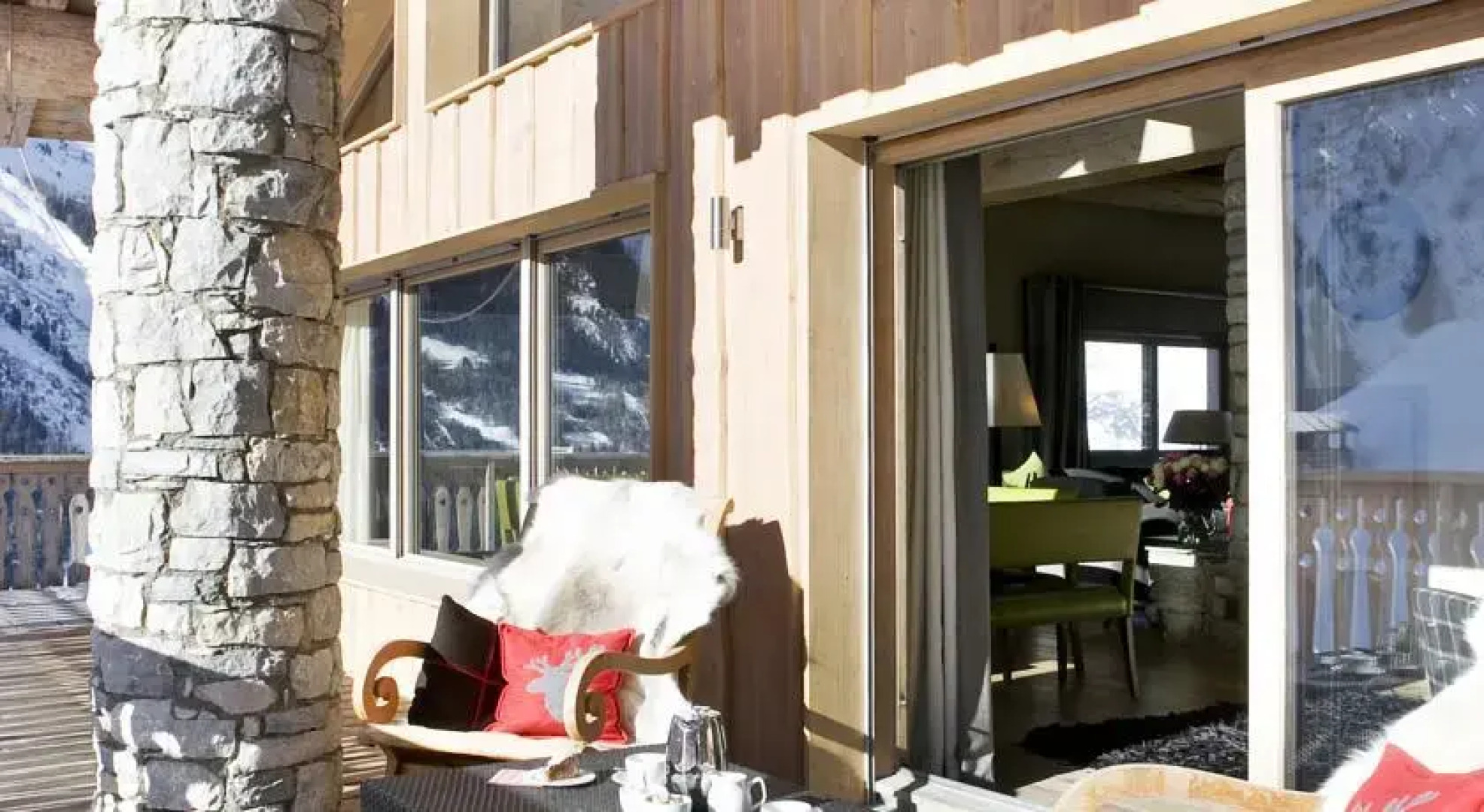 Yellowstone Ski Lodge