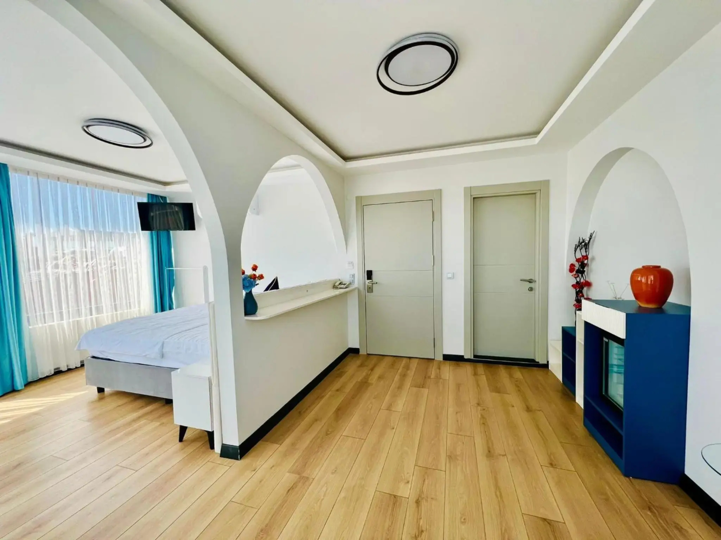 Apex Hotel