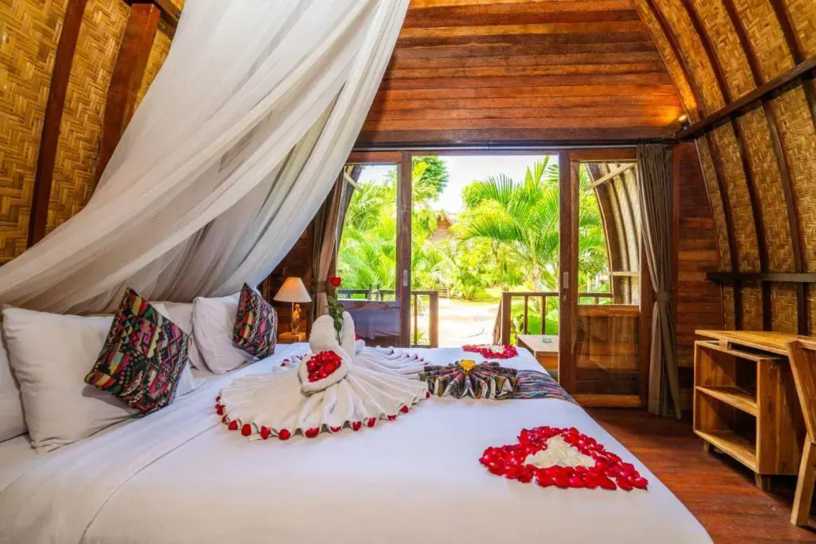 Lumbung bukit resort