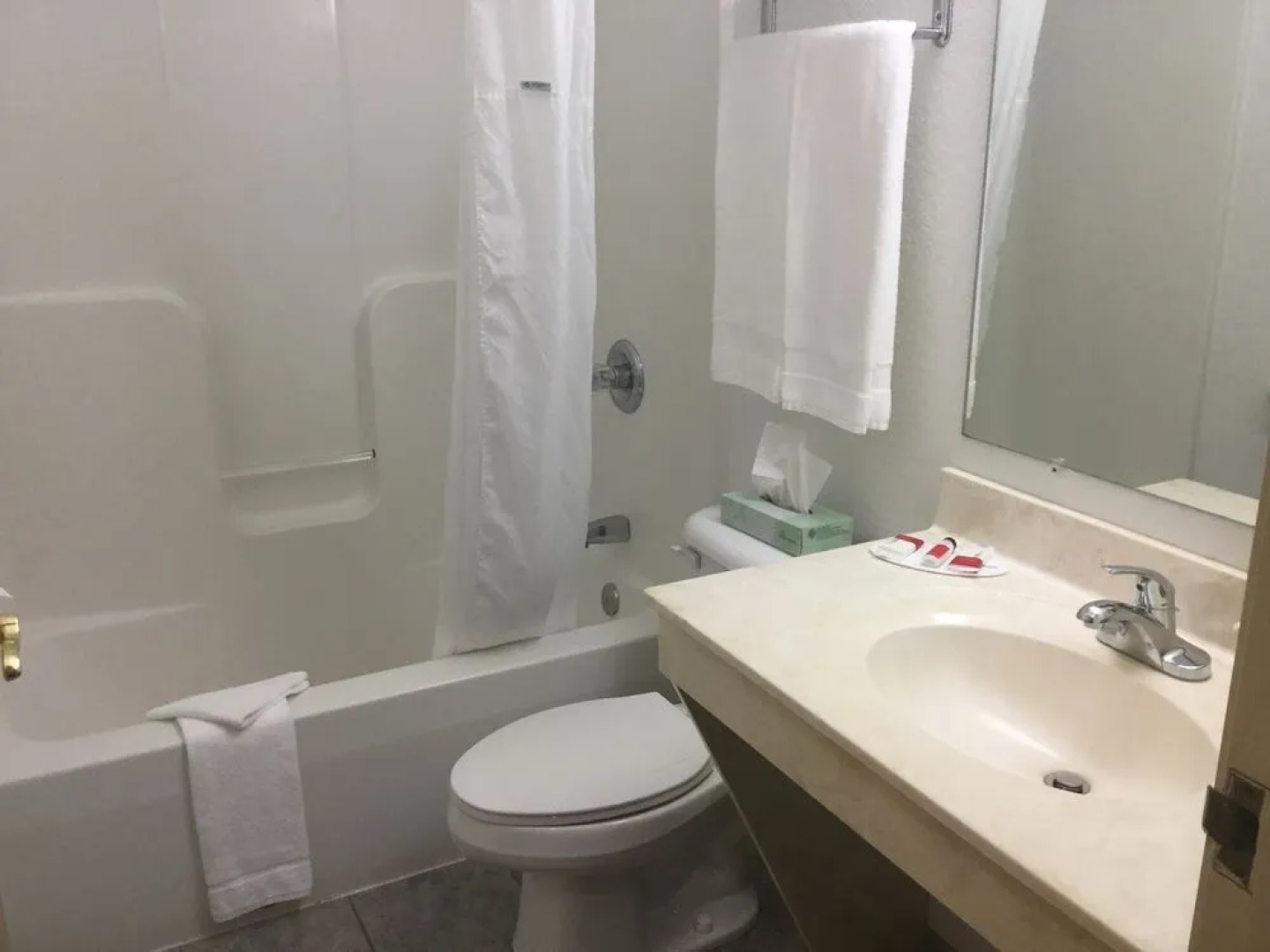 Super 8 Uniontown PA