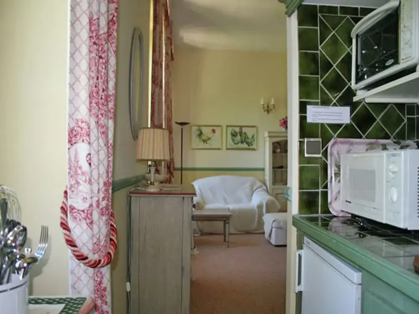 Cosy Flat in a Drome Chateau With Pool