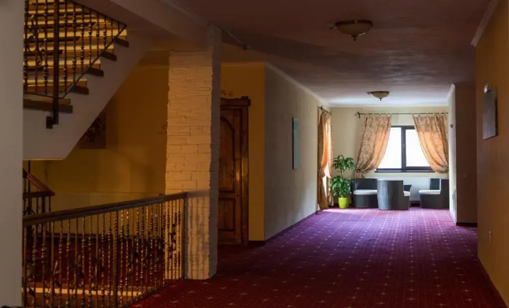 Complex Craiasa Muntilor Moieciu