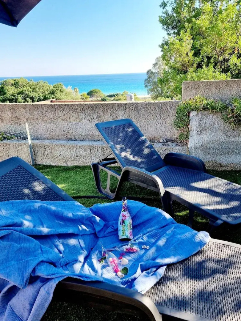 4 Bedroom Villa With Garden 3 min Walk From Beach!