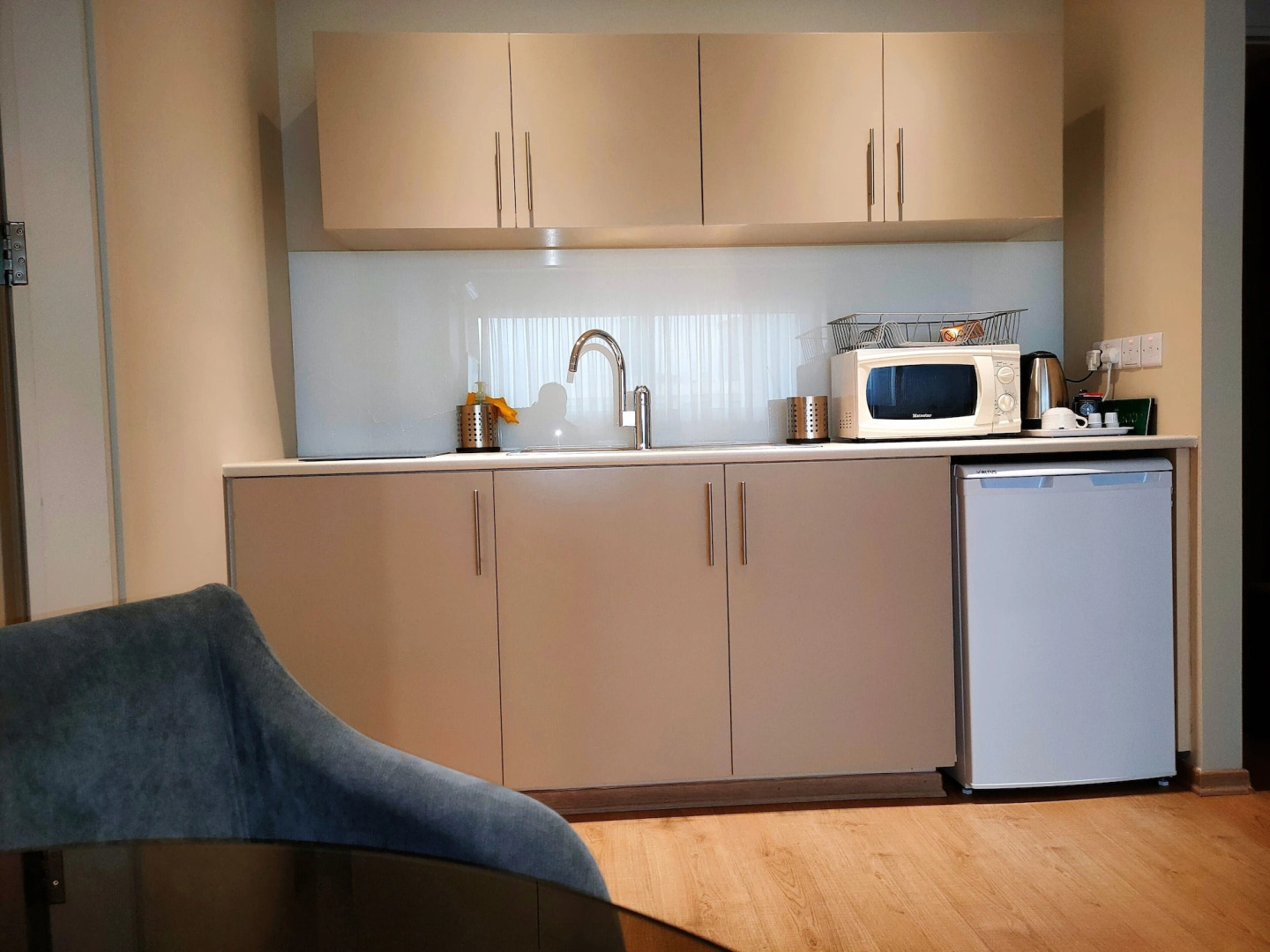 Almond Business Hotel