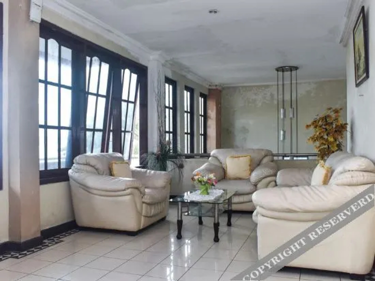 Tirta Kencana Hotel & Cottage