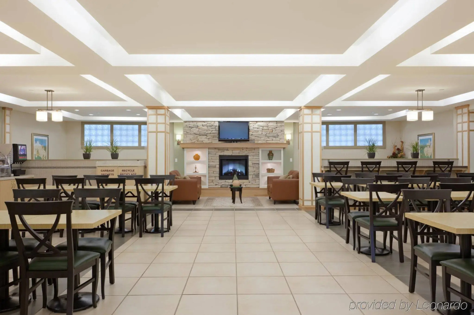 Holiday Inn Express Hotel & Suites Airport Dieppe by IHG