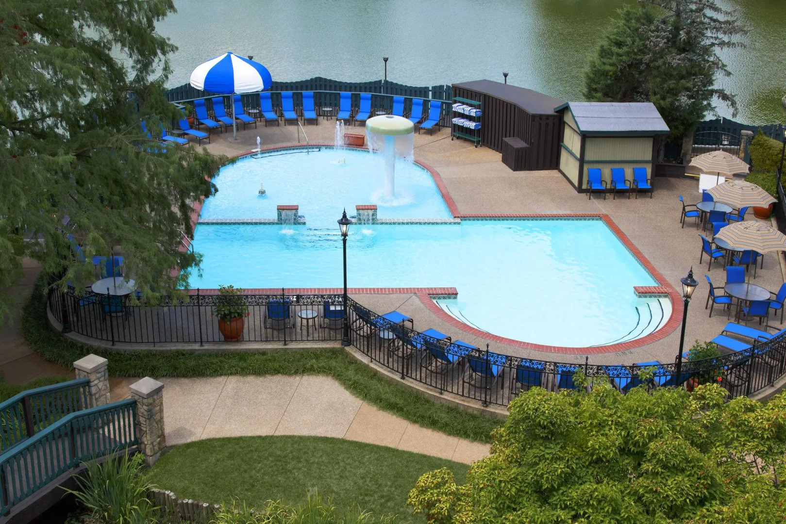 Sheraton Westport Chalet Hotel St. Louis