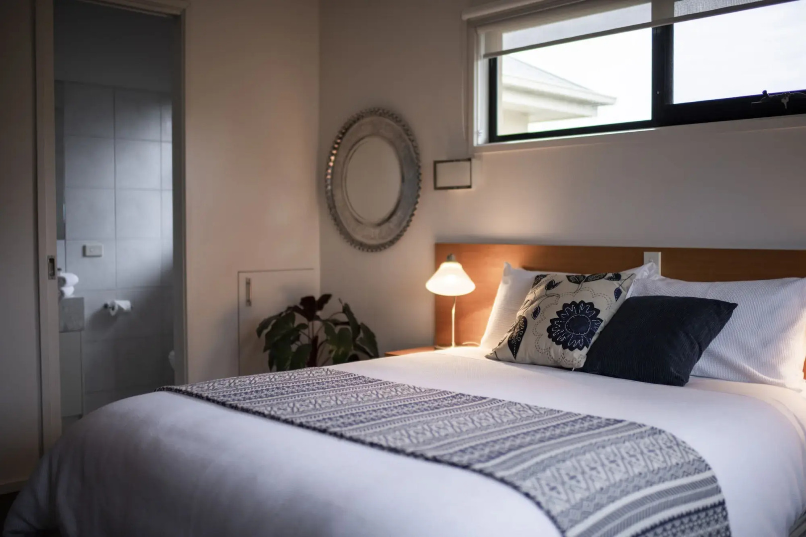 Cowes Luxury Beachfront Apartment - Phillip Island