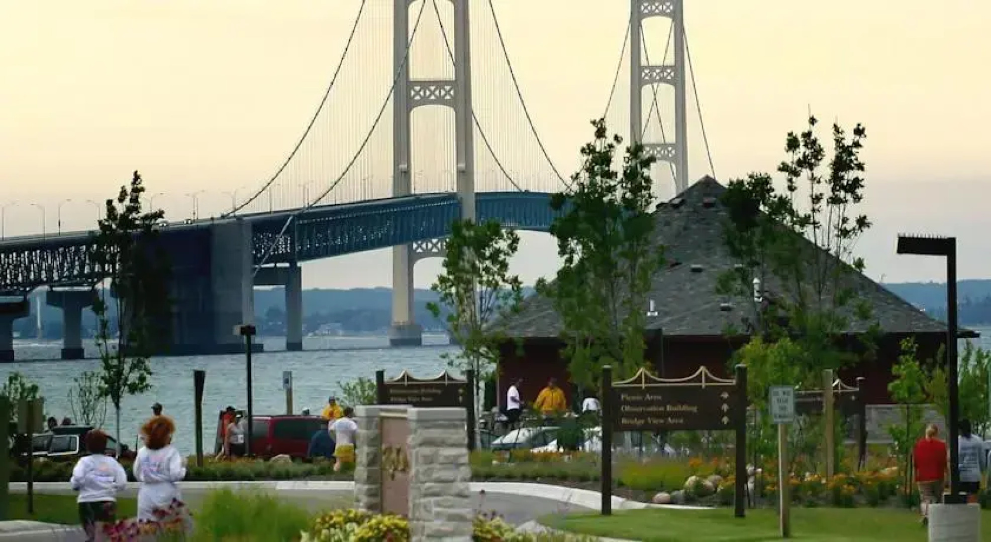 Breakers Resort - Lakeside