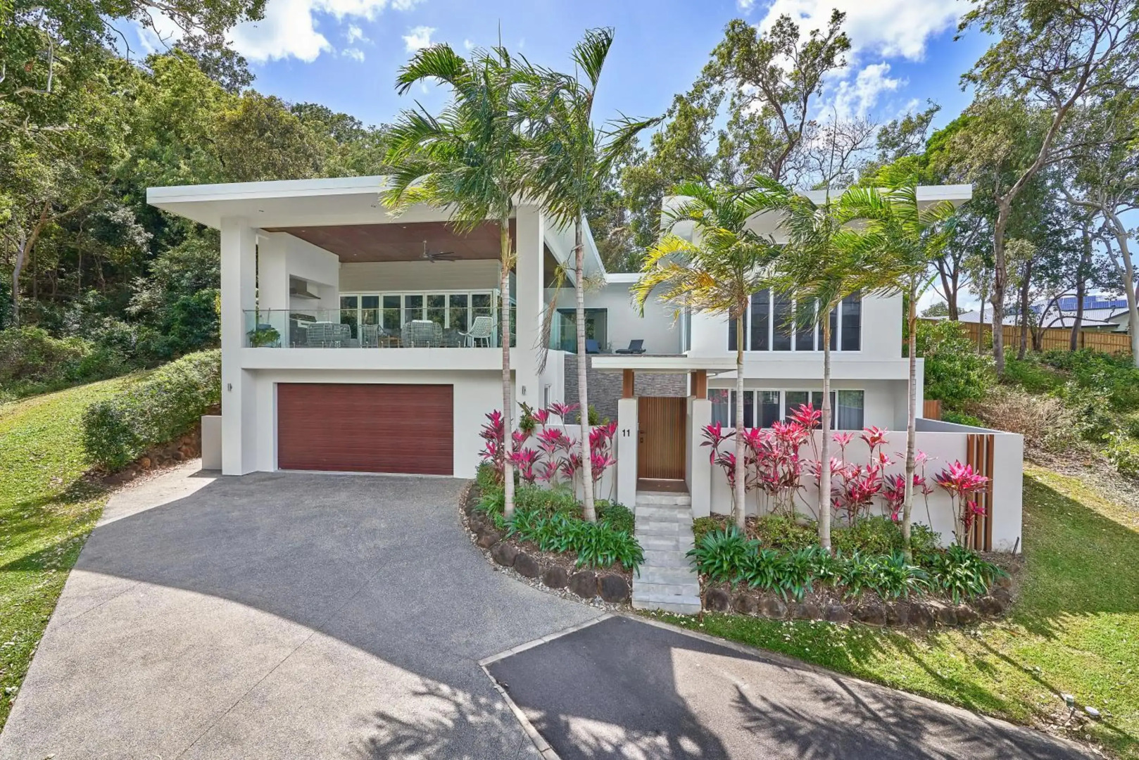 Canopy Views Luxury Holiday House Palm Cove