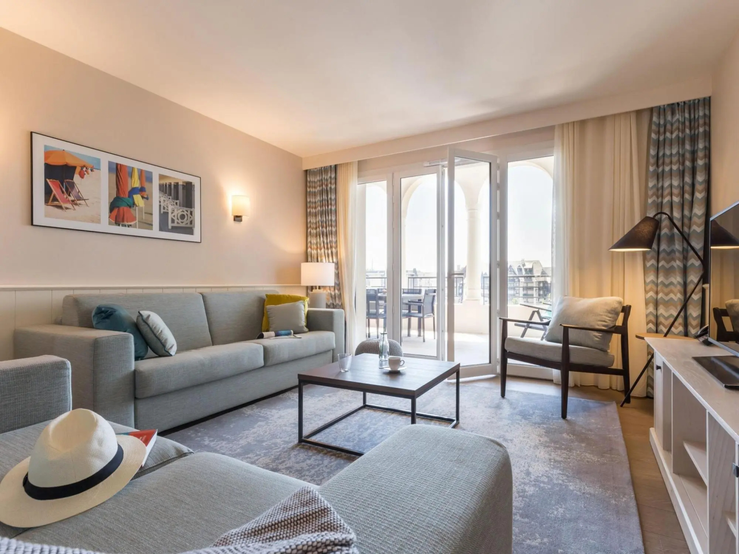 Apartment 8 Pers., Port View, Residence Presqu'ile de la Touques, Deauville