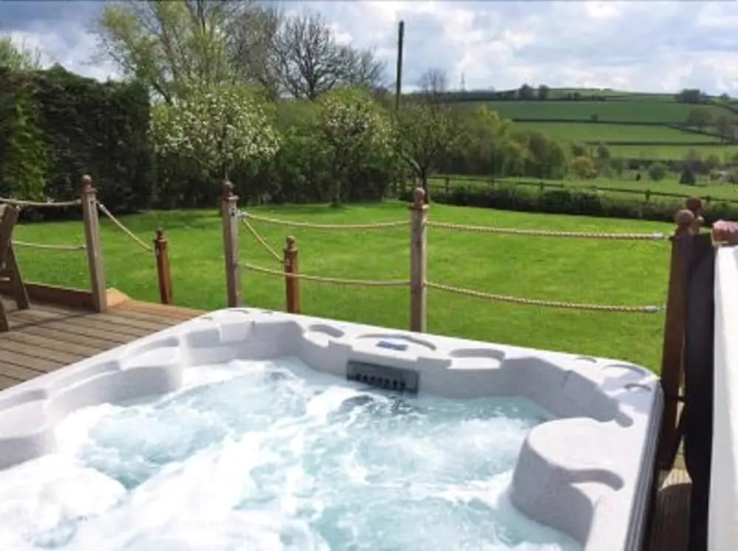 Self Catering Cottages at Handley Farm