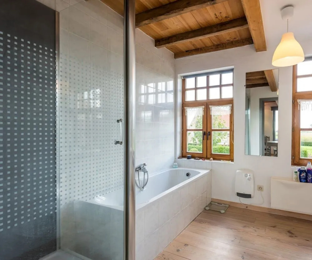 Flanders Fields Cottage Spar