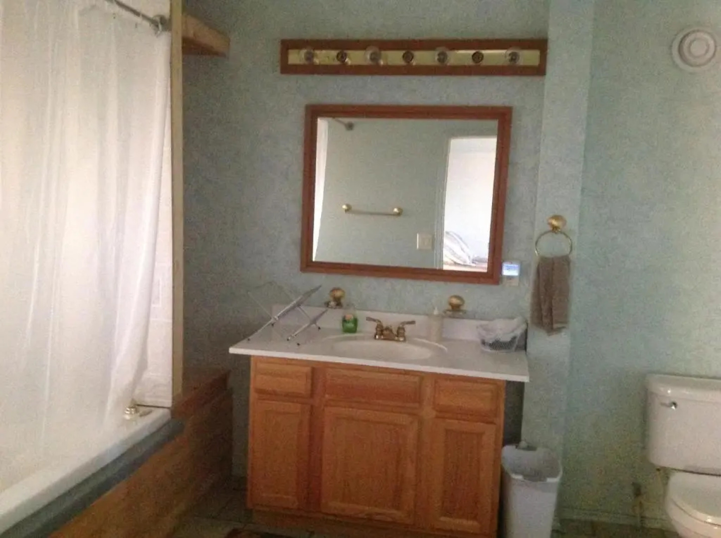 Knob Hill Guest House