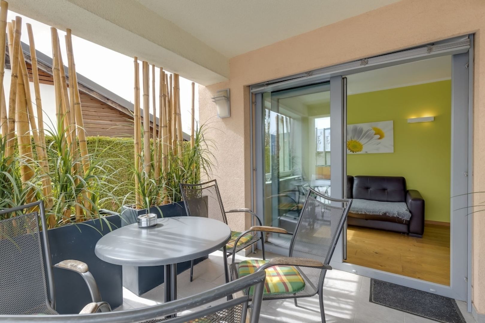 Wellness Suite Daisy