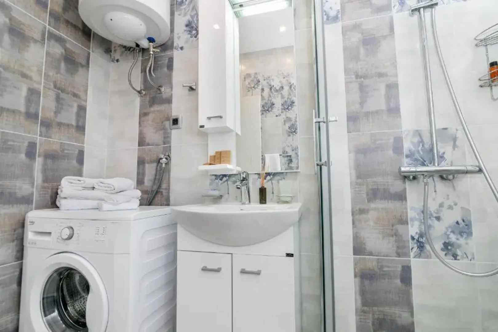 Green Bay Apartments Morinj