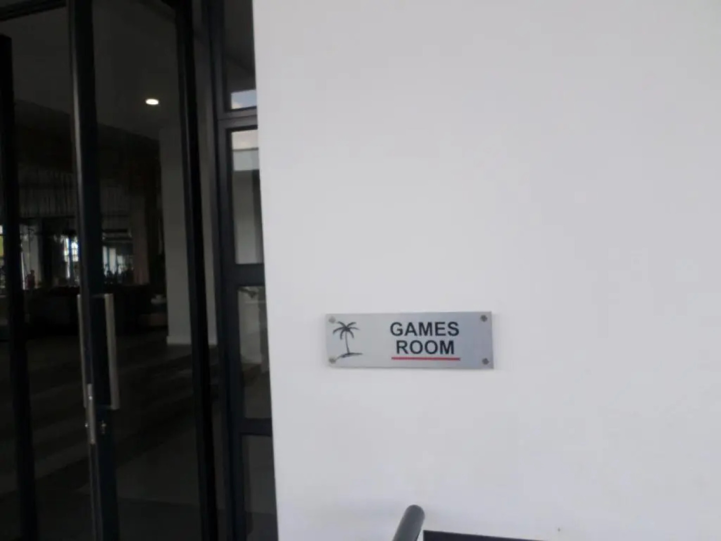 The Blyde Crystal Lagoon Cologne3