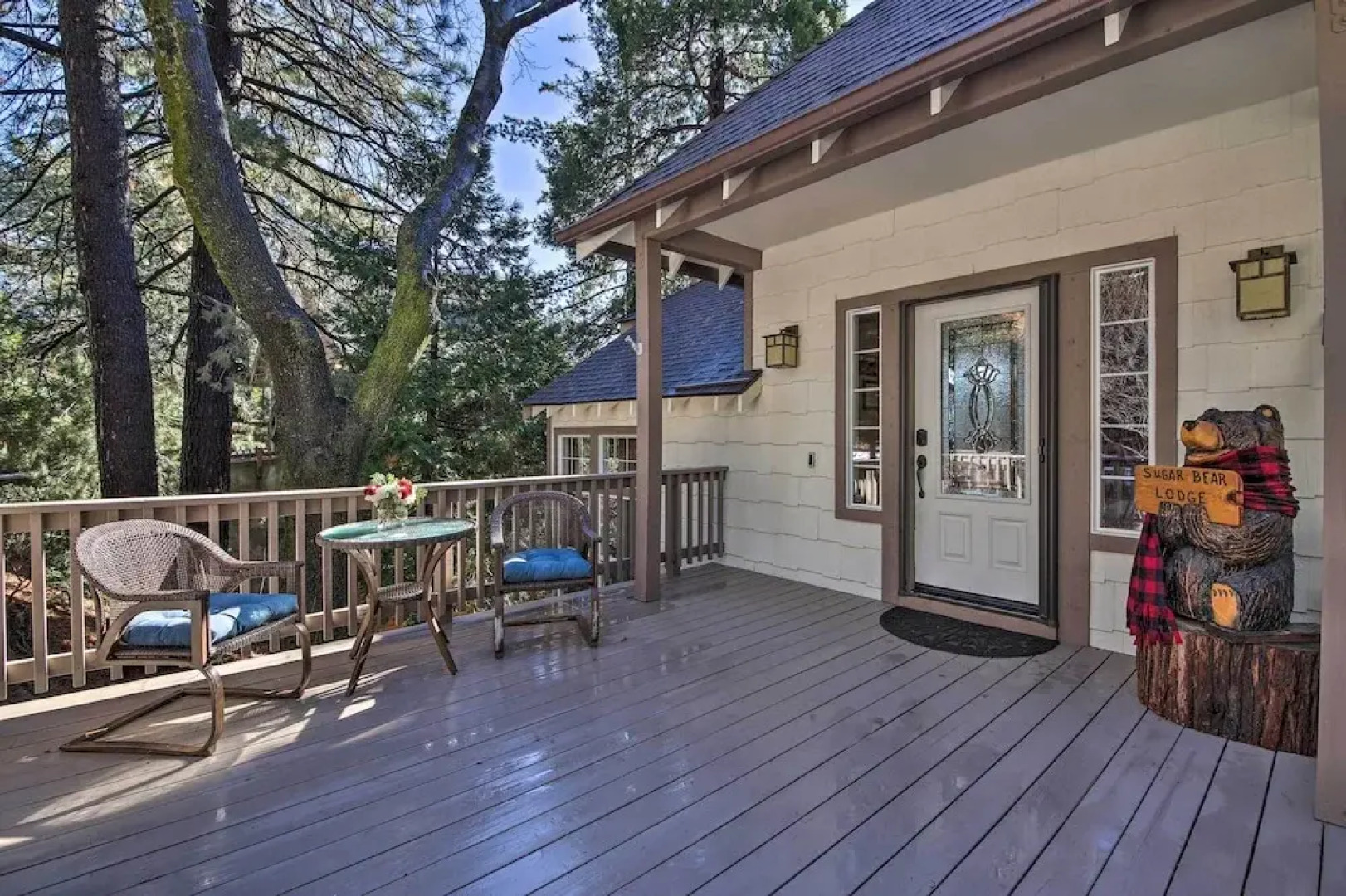 Sugar Bear Lodge w/ Game Room - 5 Mi to Village!