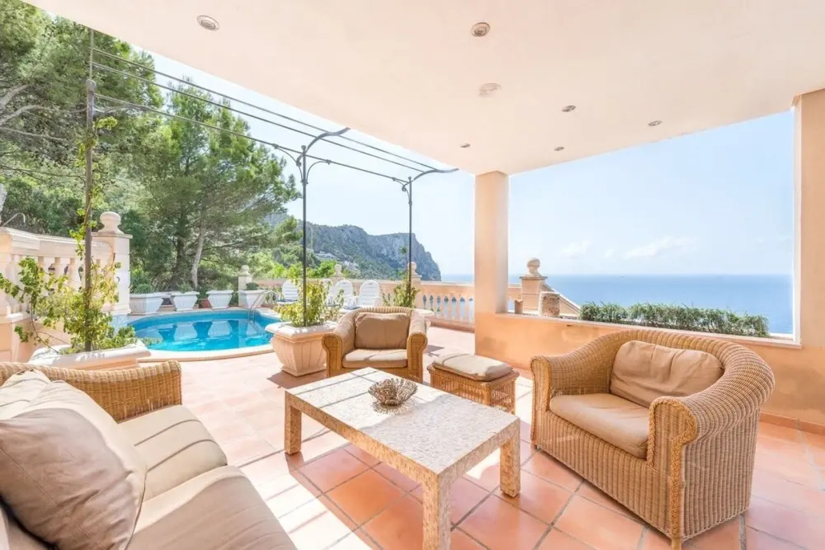 With Panoramic Views On The Sea - Villa Cala Llamp